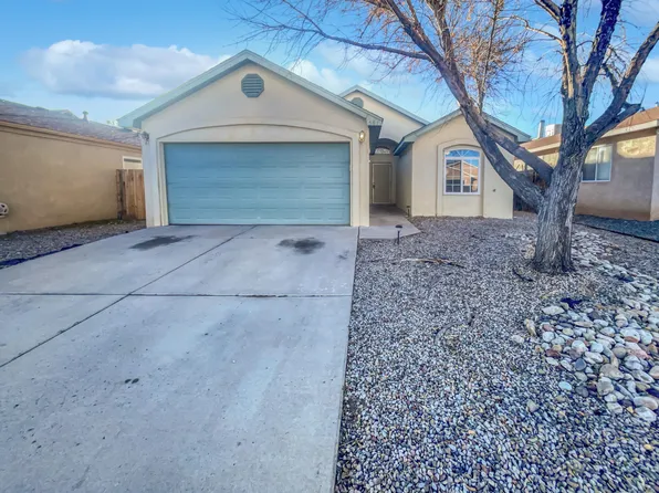 567 94th St SW, Albuquerque, NM 87121