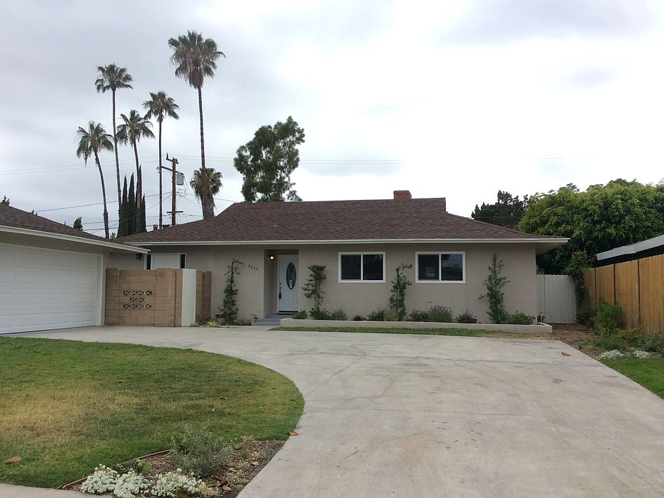1st image of 2037 W Chateau Ave