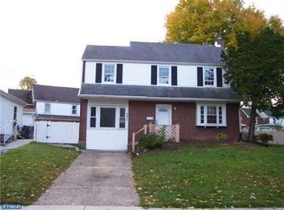 551 Holmes Rd, Morton, PA 19070