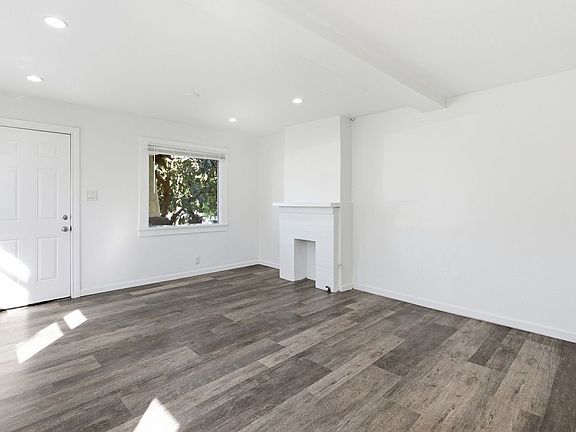 2nd image of 350 E 60th St #350