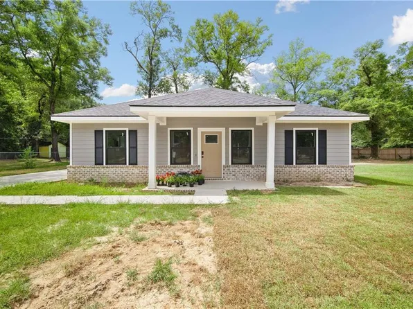 9322 Lawshe Ave, Creola, AL 36525