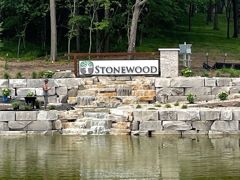 1st image of 1451 S Stonewood Dr