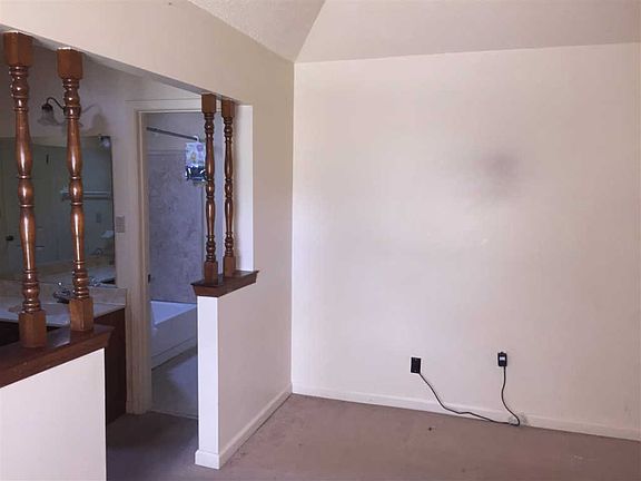 4th image of 6624 Quail Covey Dr