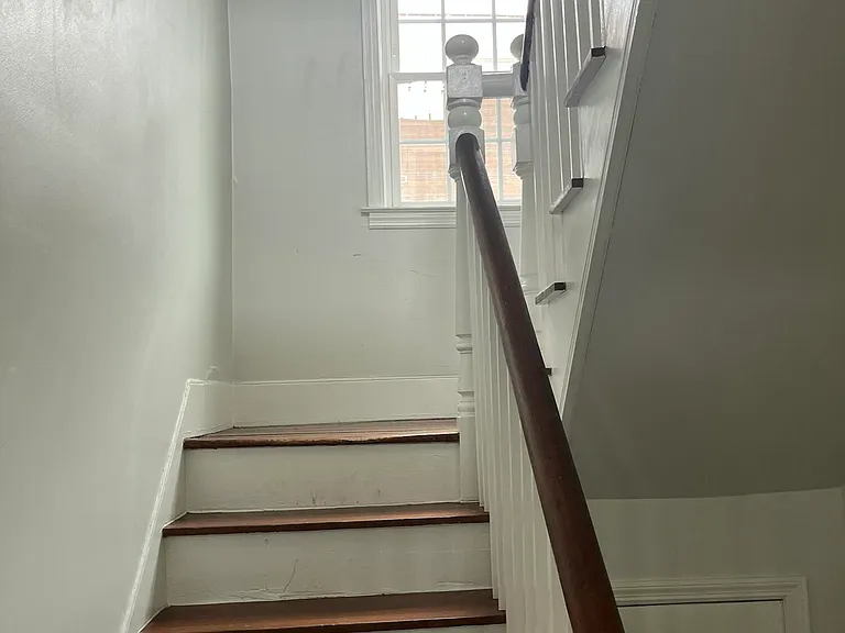 49 America St — Photo 12