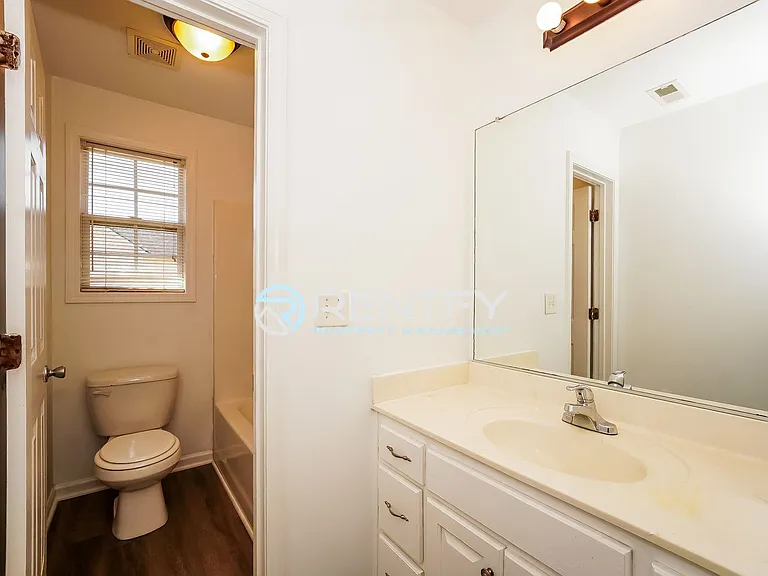1110 Mason St — Photo 19