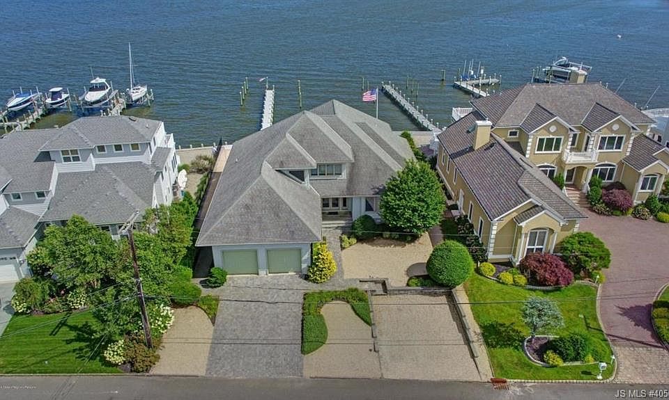2nd image of 1201 Capstan Dr
