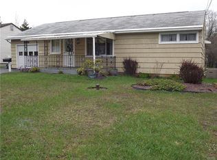 113 Marian Dr, Mattydale, NY 13211