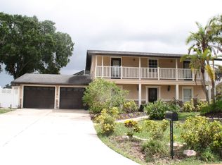 3835 Breezemont Dr, Sarasota, FL 34232