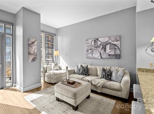 701 Royal Ct #805, Charlotte, NC 28202