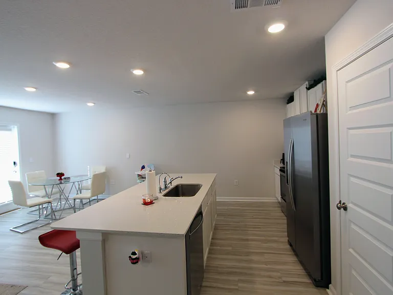 440 Scarborough St — Photo 6