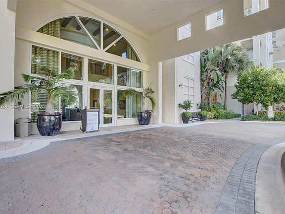 3rd image of 350 N Federal Hwy #Townhouse 102s