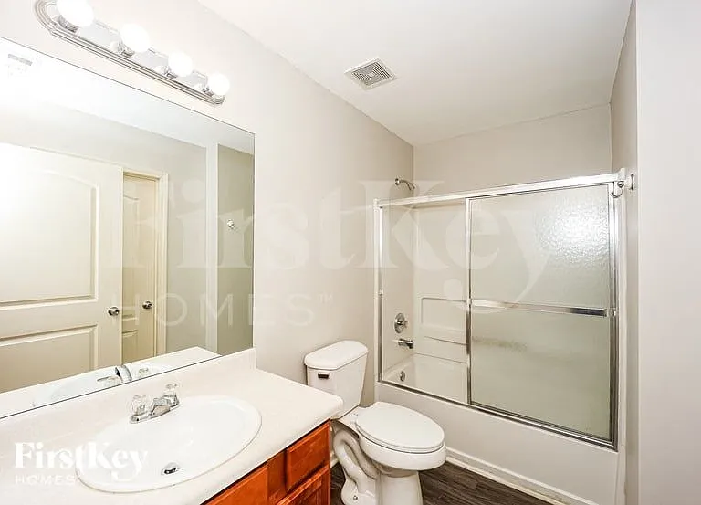 207 Fairgrove Ln — Photo 14