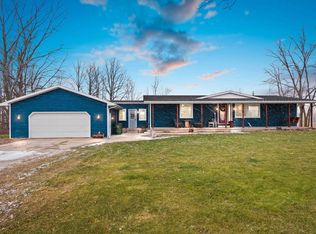 5514 Hawthorne Dr, Pulaski, WI 54162