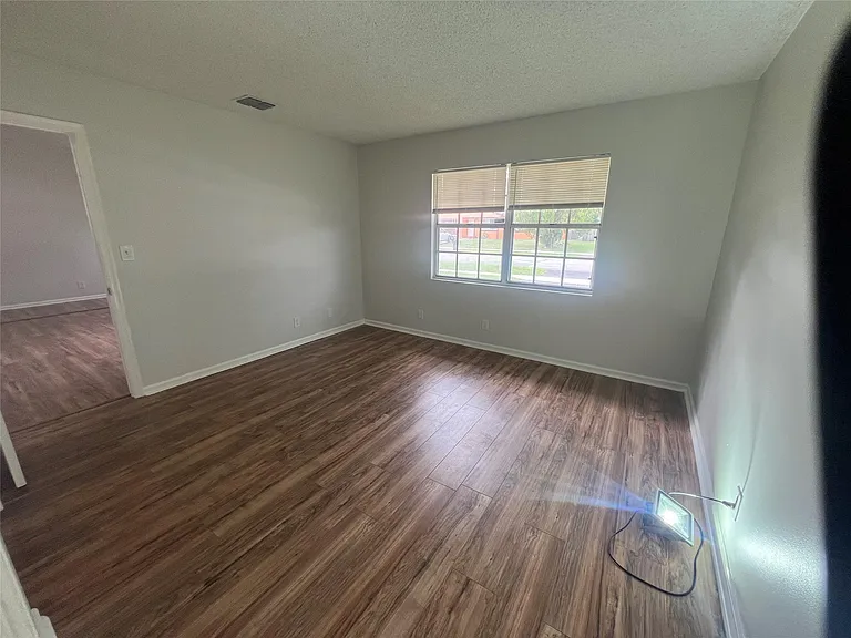 1240 SW 73rd Ave — Photo 11