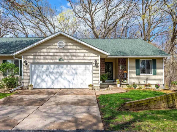 3625 Kennedy Dr #14, East Moline, IL 61244