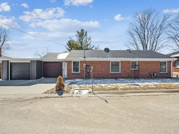 8992 Metropolitan Hts, Dubuque, IA 52003