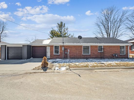 8992 Metropolitan Hts, Dubuque, IA 52003