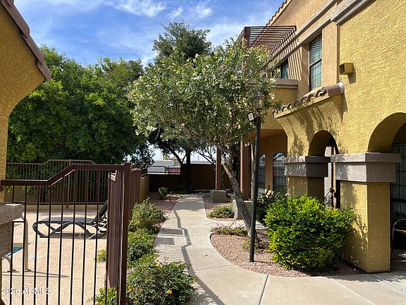3rd image of 1702 E BELL Road #159