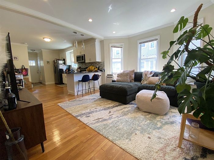 1st image of 22 Rice St