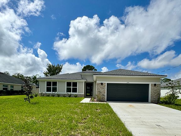 2nd image of 204 Boulder Rock Dr