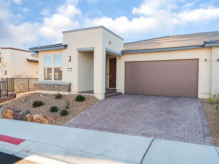 9601 Jadeite Ln — Photo 3
