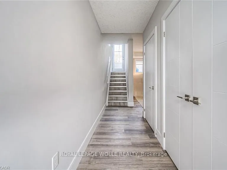 54 Bridge St W #1 — Photo 10