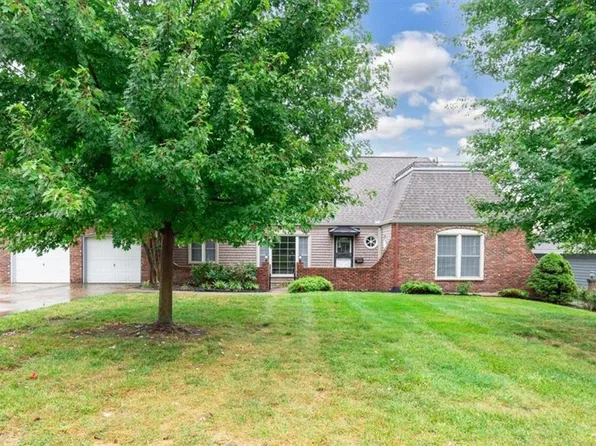 4305 S Cambridge St, Independence, MO 64055