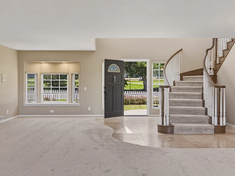 1250 Del Monte Blvd — Photo 12