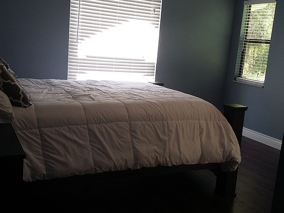 4th image of 4295 Flint Dr
