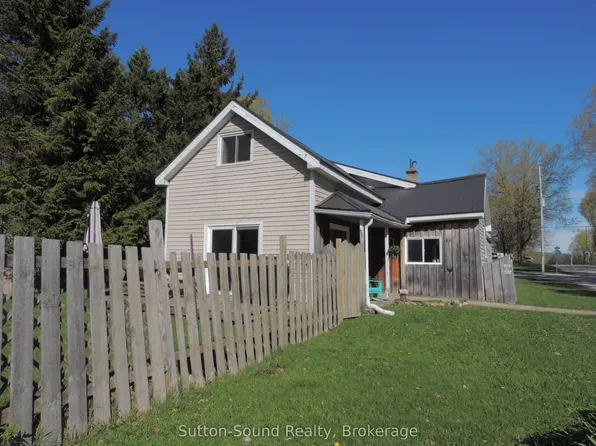 34 Main St, Arran Elderslie, ON N0H 2N0
