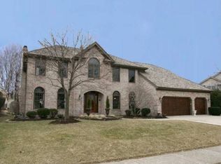 4335 Pine Lake Dr, Naperville, IL 60564