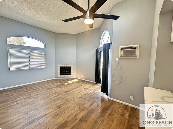 2nd image of 1633 Stanley Ave APT 301