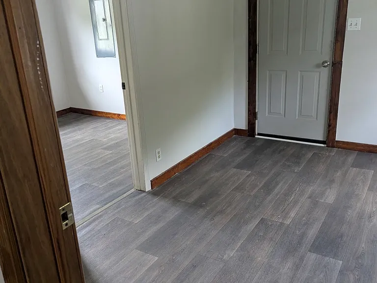 232 Hulin St — Photo 12