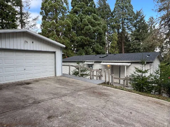 45 S 21st St, Cottage Grove, OR 97424