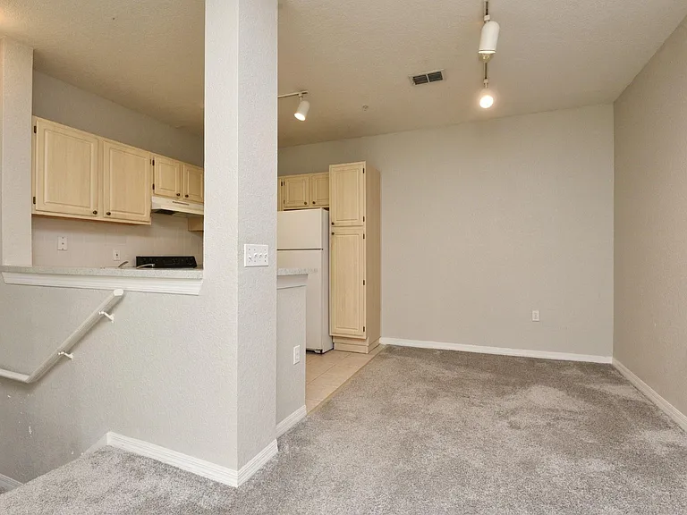 1509 Legacy Club Dr #1509 — Photo 7