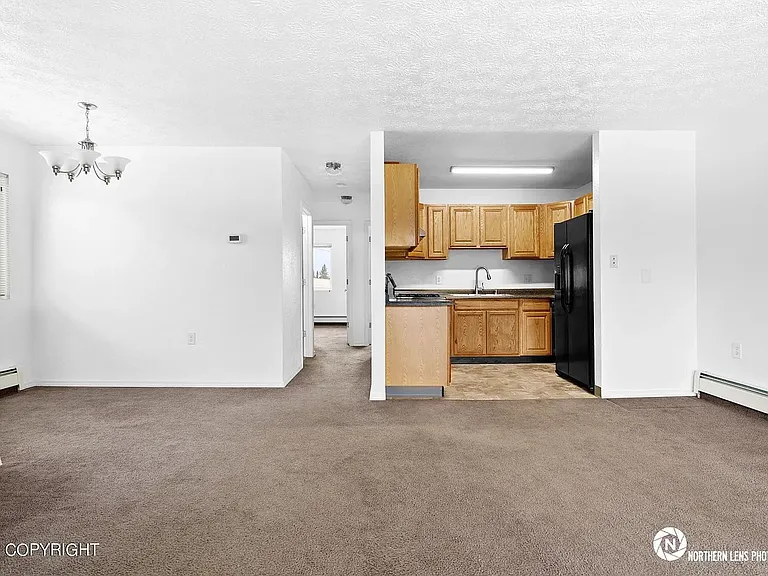 528 State St — Photo 6