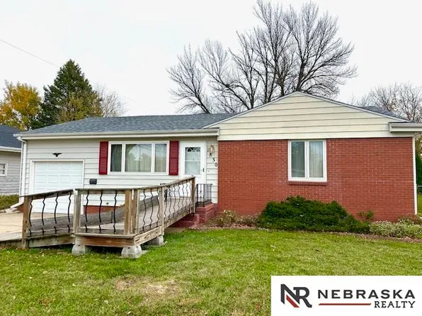1830 N Garfield St, Fremont, NE 68025