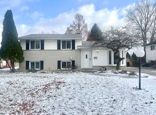 34630 Forman Dr, Sterling Heights, MI 48310