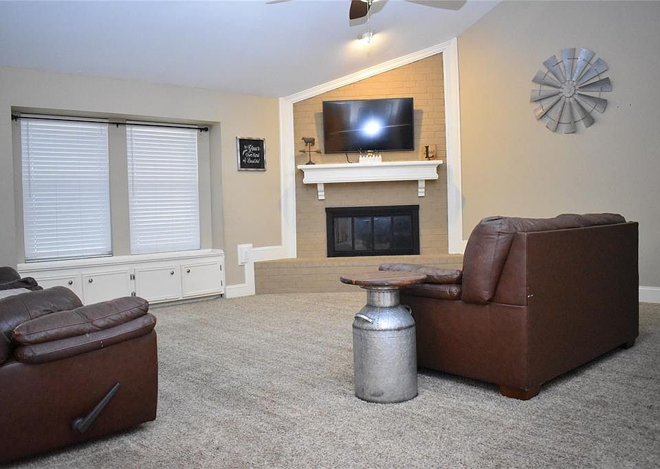 1st image of 2606 Wildwood St