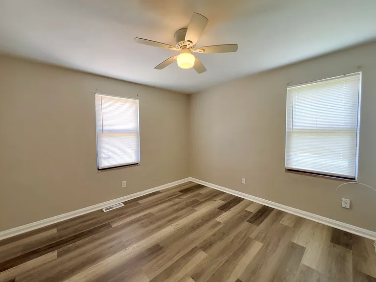 4232 Jennings Station Rd — Photo 7