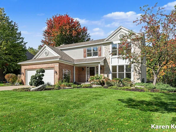 4561 Woodcreek Dr SE, Kentwood, MI 49546