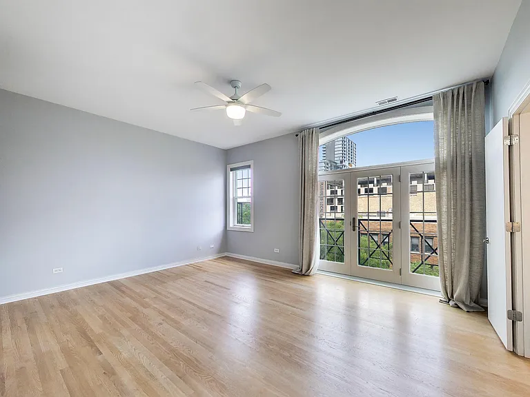 1347 W Washington Blvd #4B — Photo 9