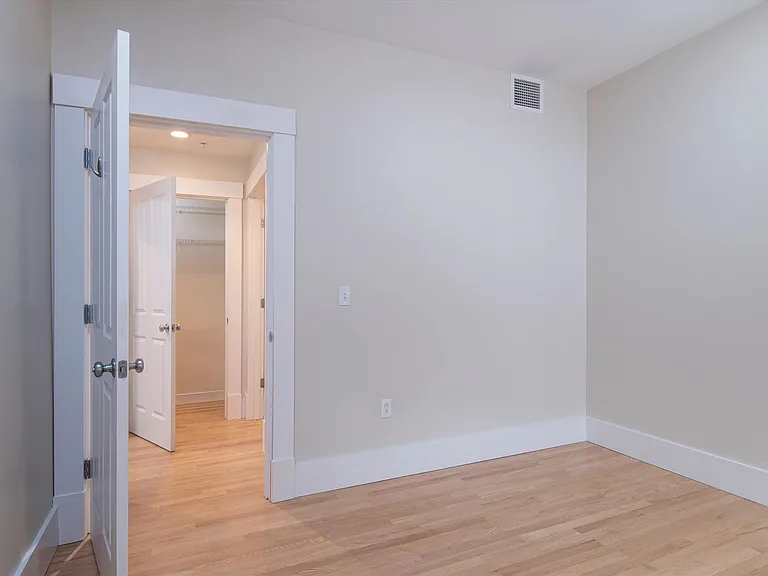 132 Main St #311 — Photo 14