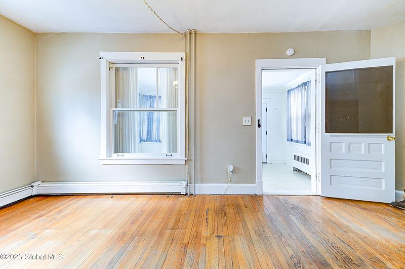 3rd image of 710 6th Avenue