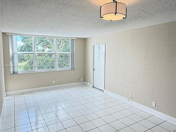 2nd image of 9461 Evergreen Pl APT 305