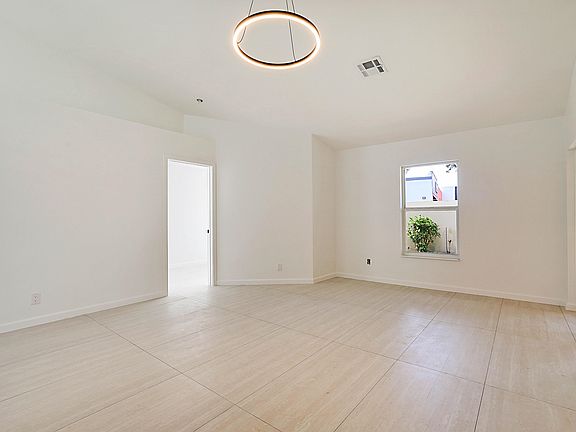 3rd image of 320 NE 42nd St