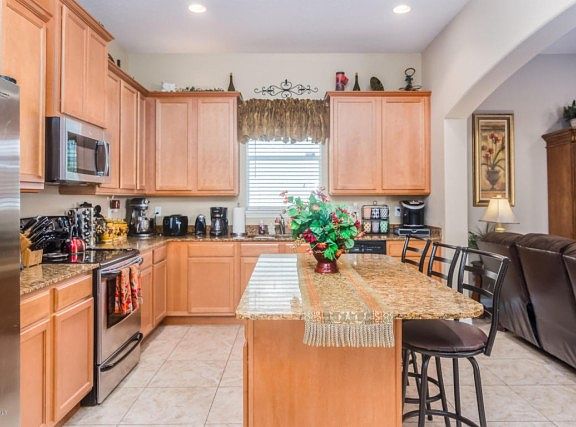 3rd image of 2042 Elkins Point Dr