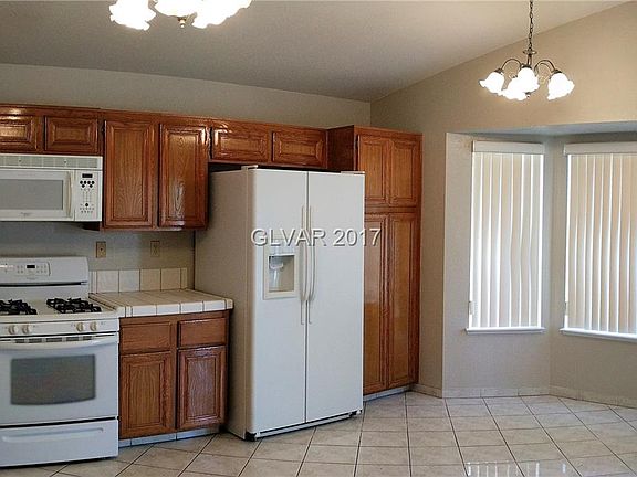 5th image of 9725 Great Bend Dr