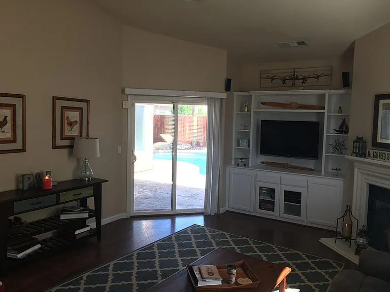 1566 Persimmon St — Photo 6