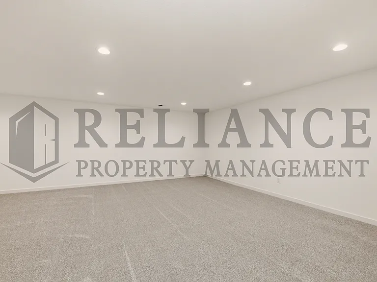 5249 N Pinecrest St — Photo 33